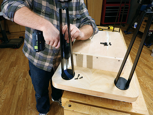 Attaching steel legs to chevron tabletop
