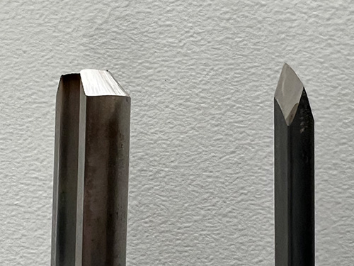 Roughing gouge and skew blades side by side